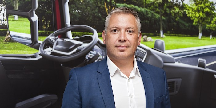 iveco-turkiye-genel-muduru-hakki-isinak.jpg