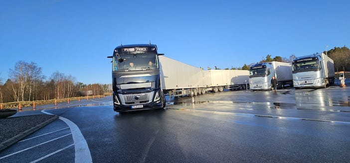 volvi-trucks-fh16-780.jpg