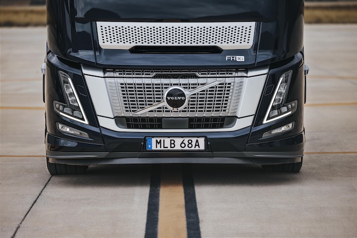 volvo-trucks-amblem.jpg