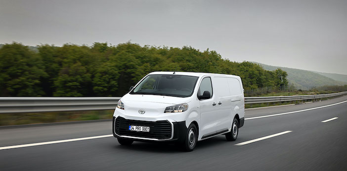 toyota-proace-cargo-1.jpg