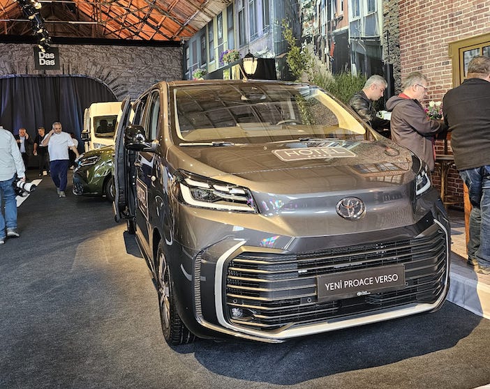 toyota-proace.jpg