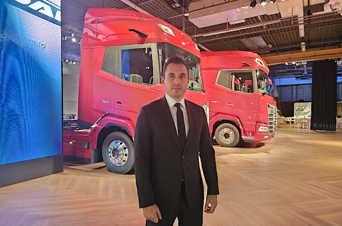 mert-ersoylu-daf-trucks-turkiye.jpg