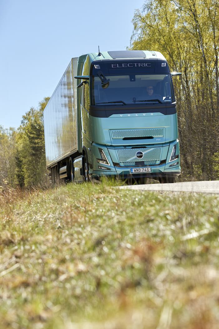volvo-electric-1-3215.jpg