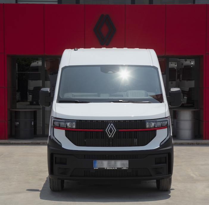 renault-trucks-master-red-edition-ko-se-ticaret-teslimat-go-rsel-3.jpeg