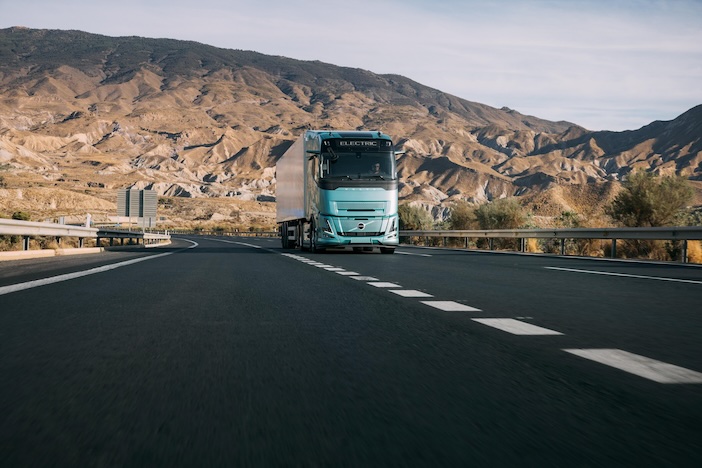 volvo-trucks-fh-electric-uzun-menzil.jpeg